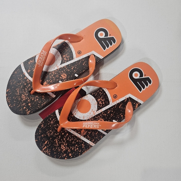 Foco Philadelphia Flyers Flip Flop Sandals Mens Medium Brown Orange NHL Official - Picture 7 of 8